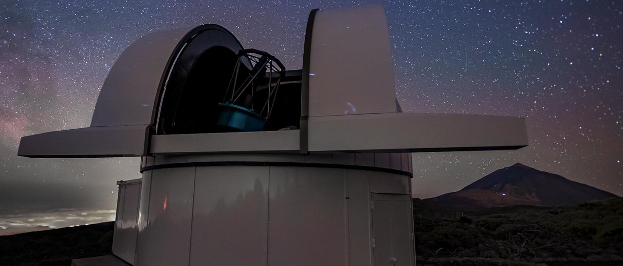 El telescopio ARTEMIS, de la red SPECULOOS, en el Observatorio del Teide.