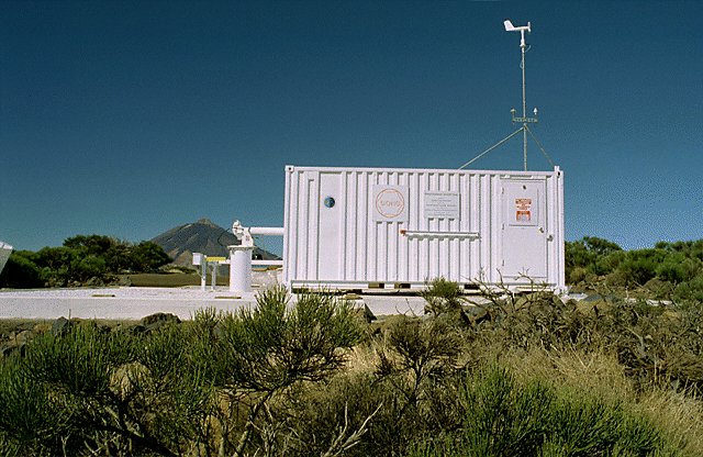 Fotografía de la instalación de GONG en el Observatorio del Teide