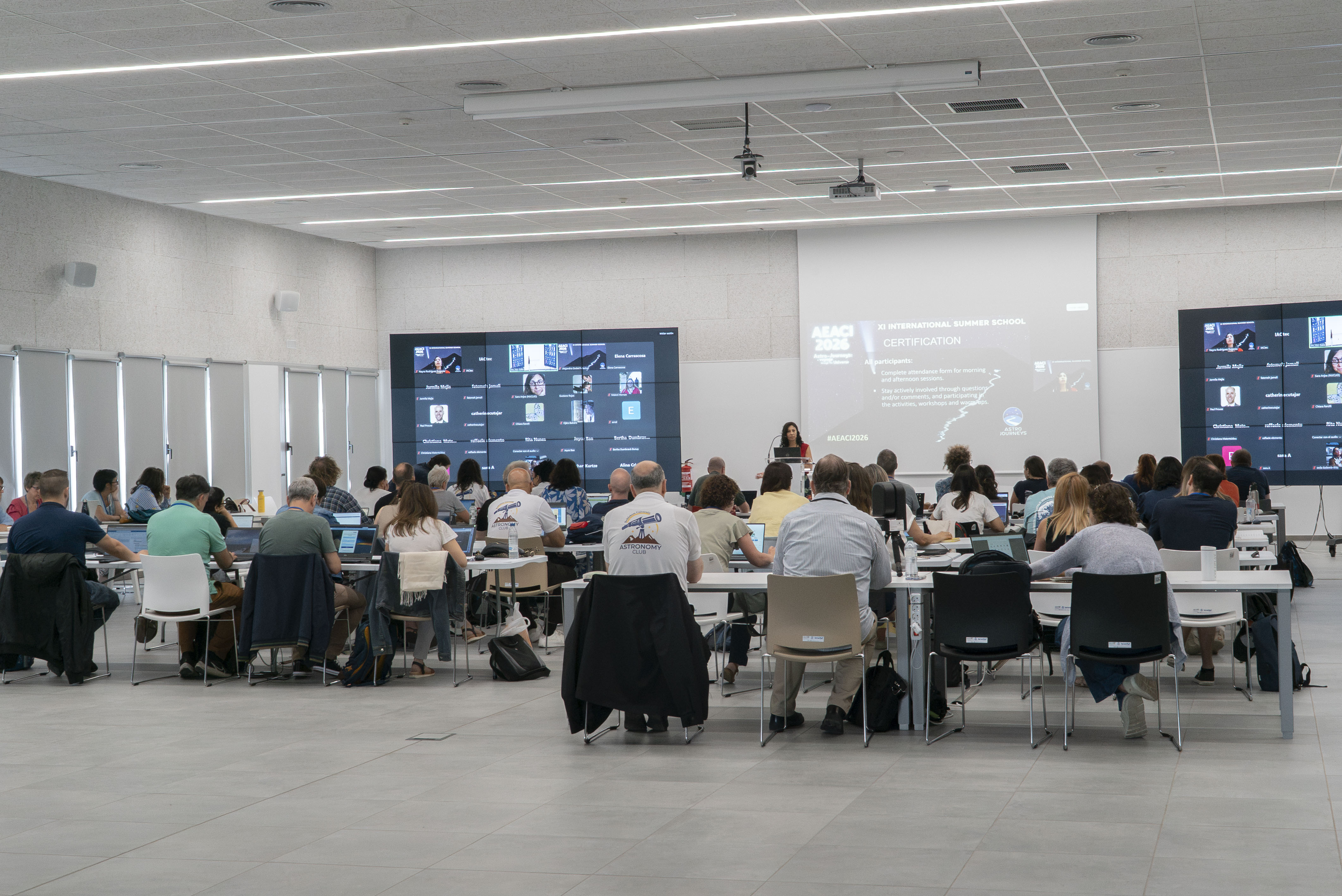 Sala multipropósito del edificio IACTEC, en el Parque Científico y Tecnológico de Las Mantecas, en La Laguna, que acoge la XI Escuela Internacional Astronomy Education Adventure in the Canary Islands (AEACI 2026).