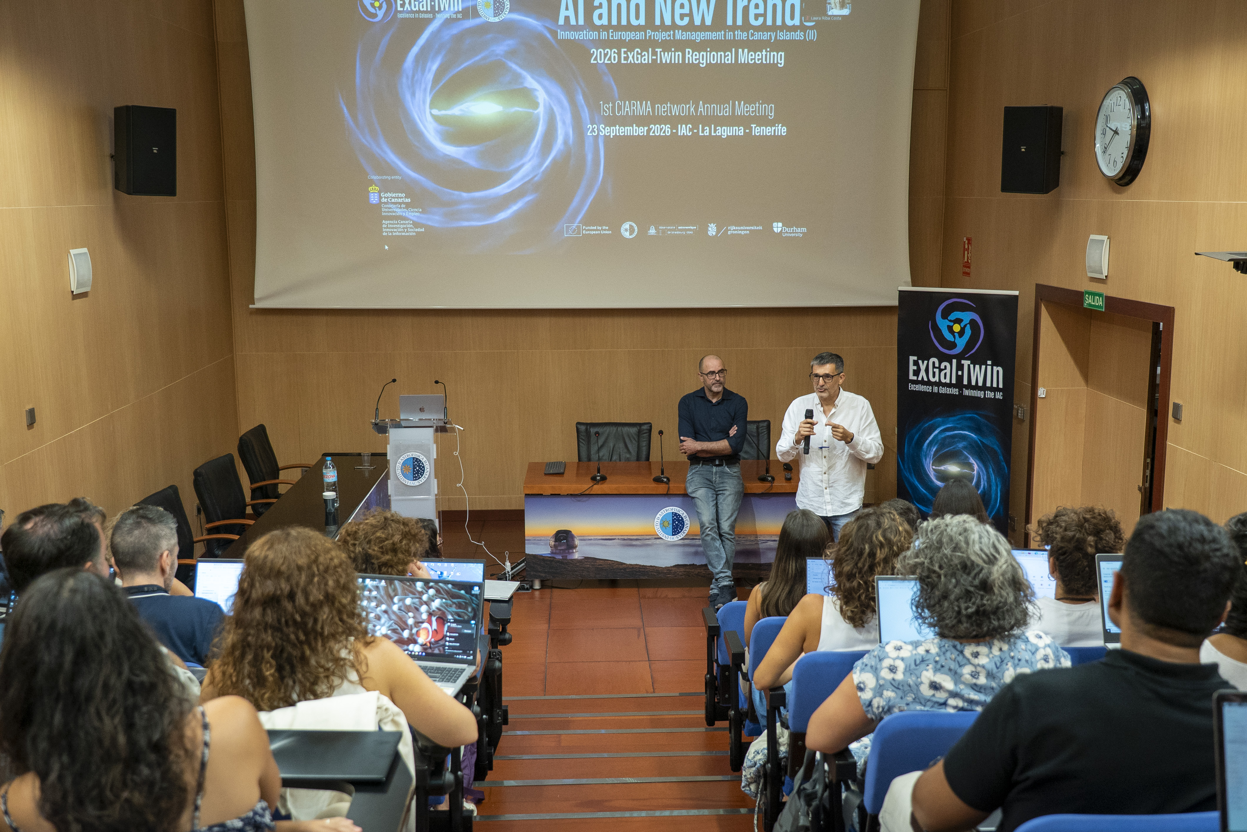 Presentación del 2º Regional Meeting de ExGal-Twin celebrada en el aula del IAC