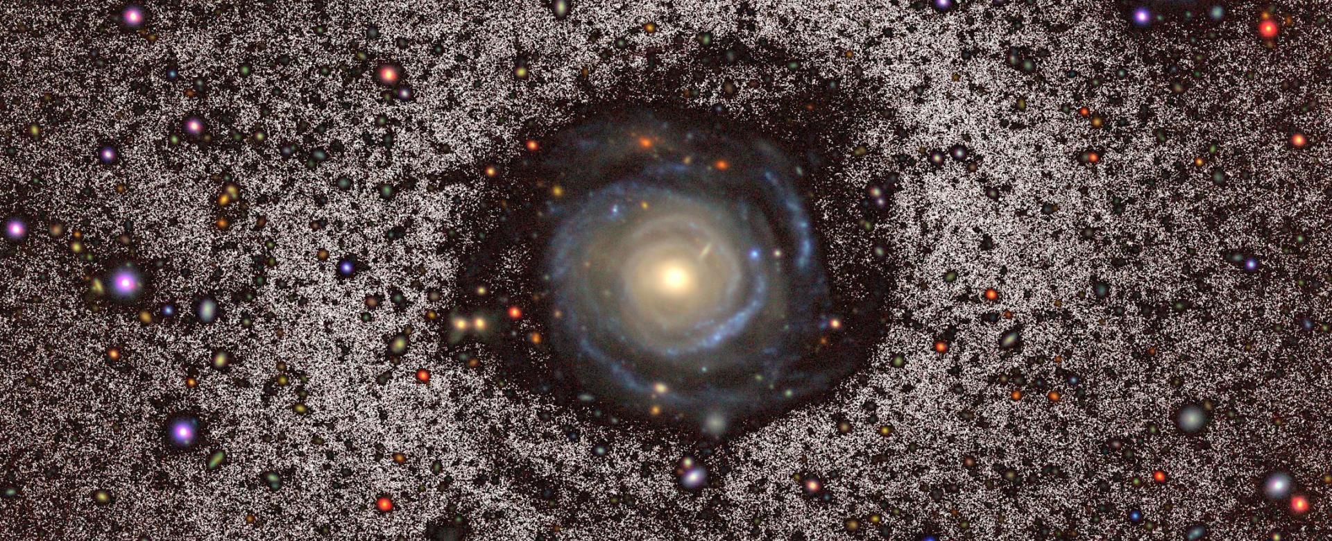 Imagen profunda de la galaxia gigante Malin 2 Imagen profunda de la galaxia gigante Malin 2
