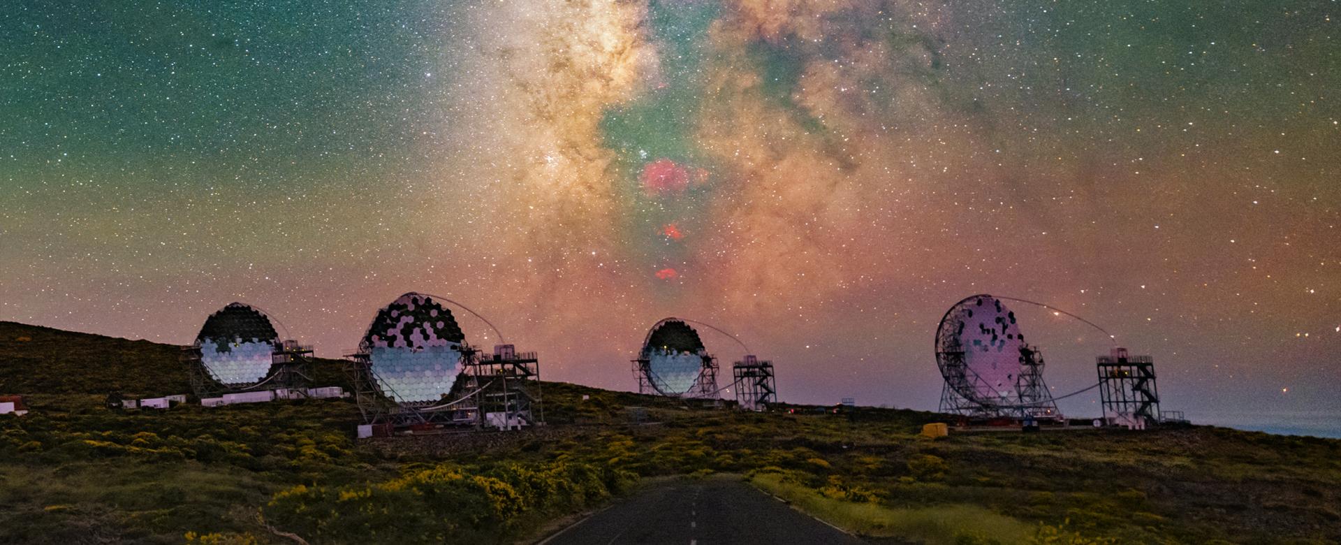Los cuatro LST en el Observatorio del Roque de los Muchachos. Crédito: Daniel López