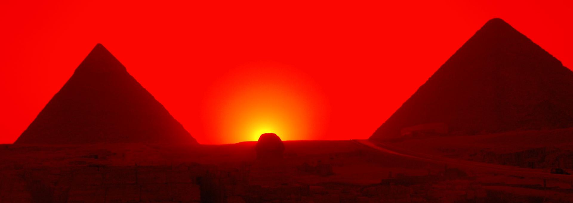 Pirámides de Guiza, a unos 20 kilómetros de El Cairo (Egipto). 