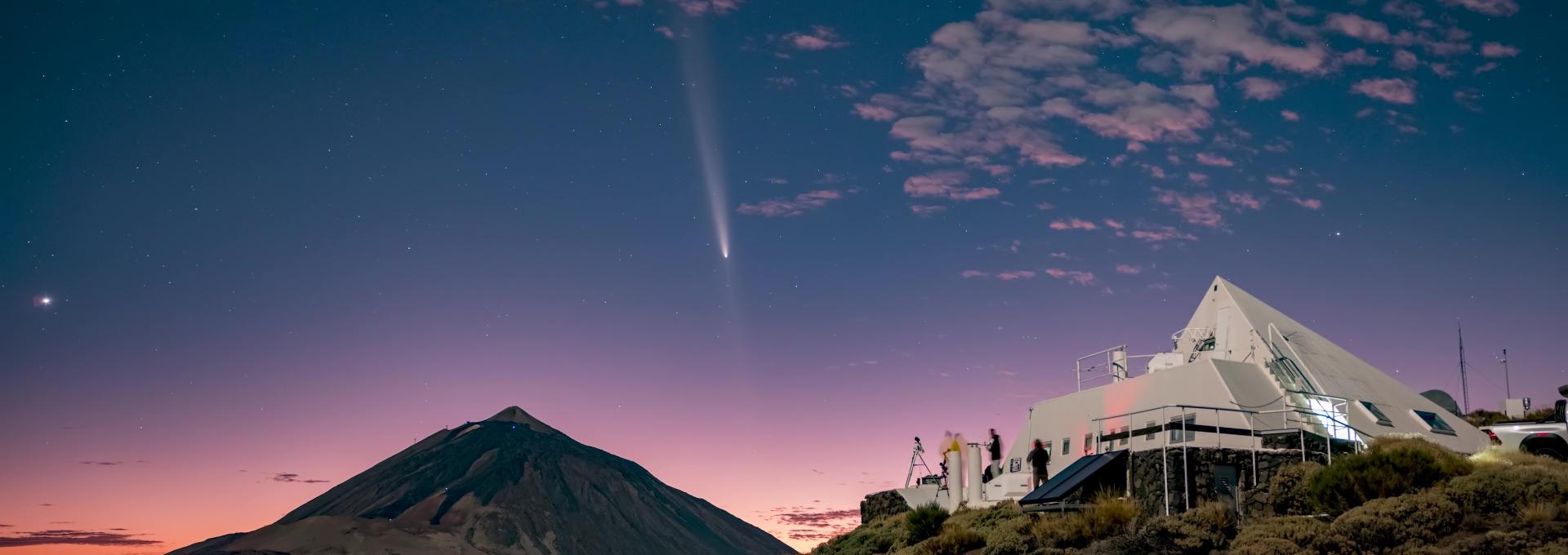 Cometa C/2023 A3 Tsuchinshan/Atlas 