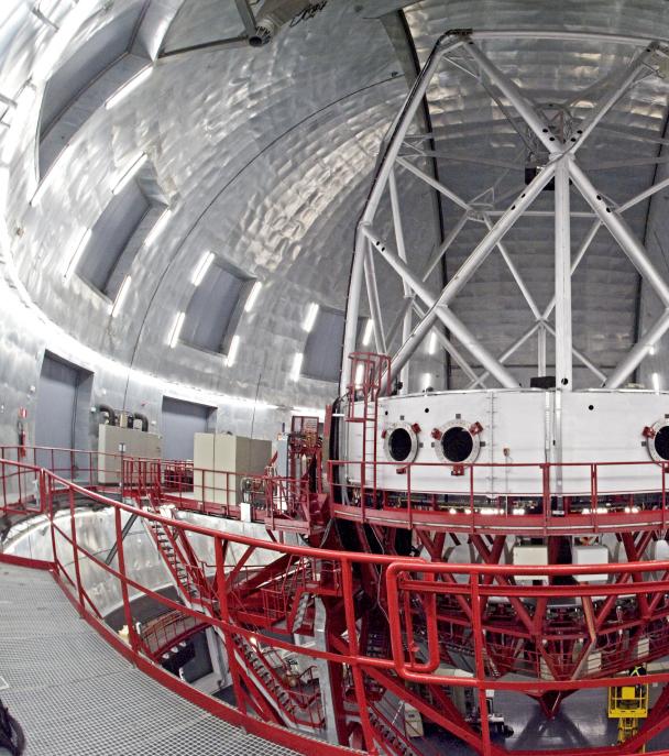 Interior de la cúpula del Gran Telescopio CANARIAS (GTC)