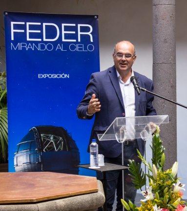 Presentación en La Palma de la exposición “FEDER, mirando el cielo”