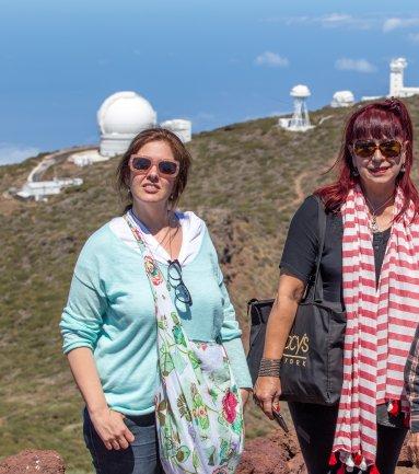 Estrellas de la literatura ‘tocan el cielo’ en el Observatorio de La Palma