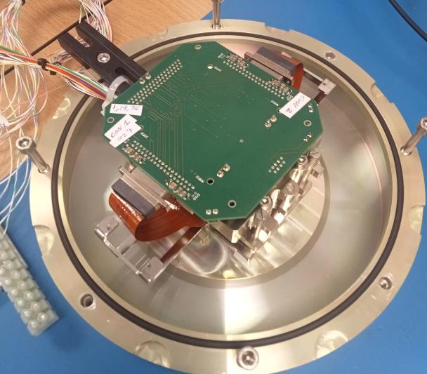 17 PCB with CCD231-84 connected to ARCHON controller