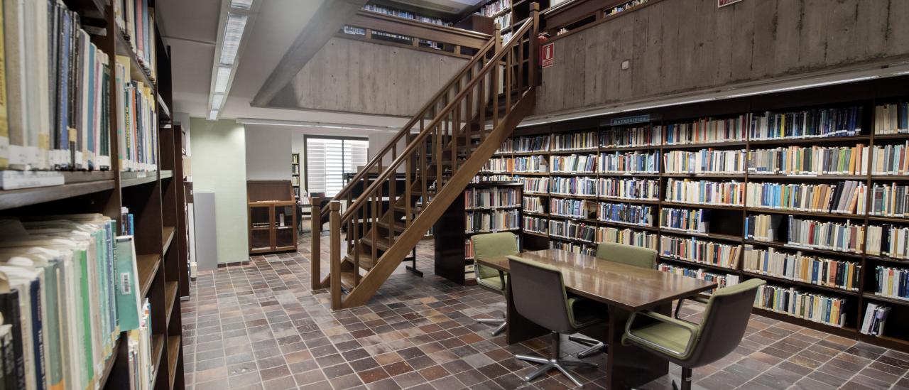 IAC headquaters library IAC headquaters library: view of books on shelves in main room