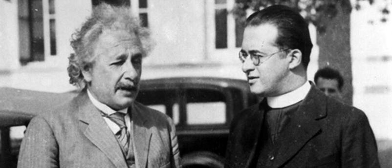Einstein y Lemaître juntos en California en 1933.