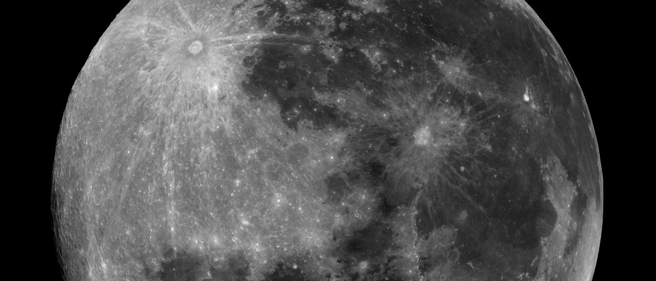Luna llena en filtro IR