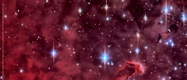 Calendario astronómico en formato póster ilustrado con la imagen de la Nebulosa el Águila (M16) obtenida con OSIRIS en el Gran Telescopio CANARIAS (GTC), en el Observatorio del Roque de los Muchachos (Garafía, La Palma). Crédito: Equipo GTC/Daniel López/I