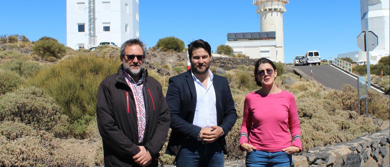 El administrador del Observatorio del Teide, el alcalde de Güímar y la subdirectora del IAC en el Observatorio del Teide.