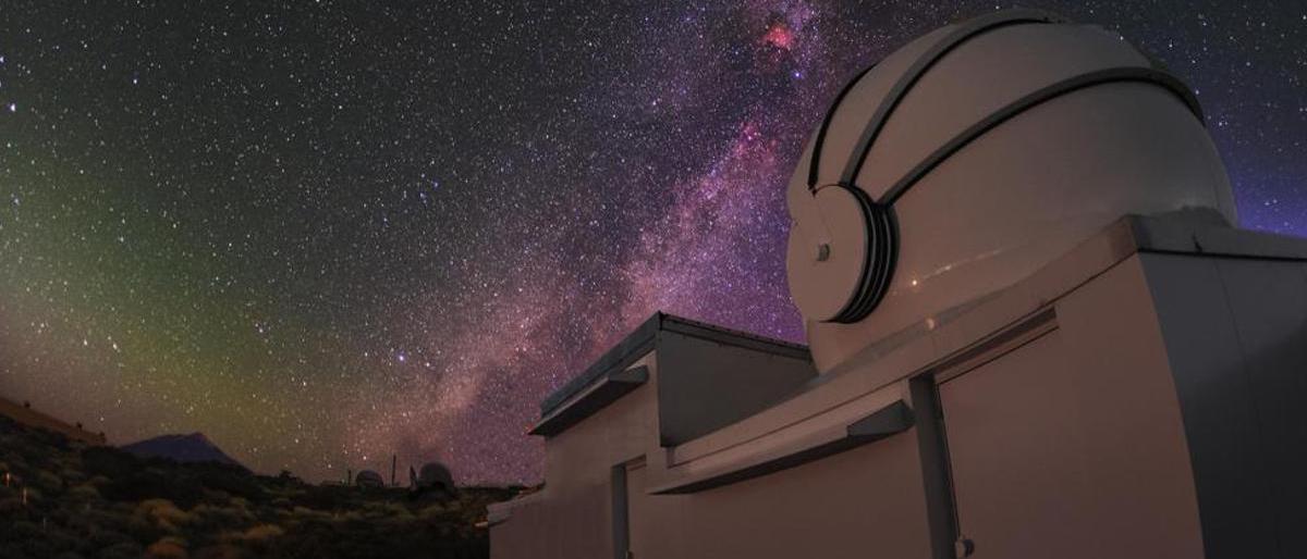 Two-meter Twin Telescope (TTT) operado por Light Bridges en el Observatorio del Teide (Instituto de Astrofísica de Canarias). / J.C. Casado