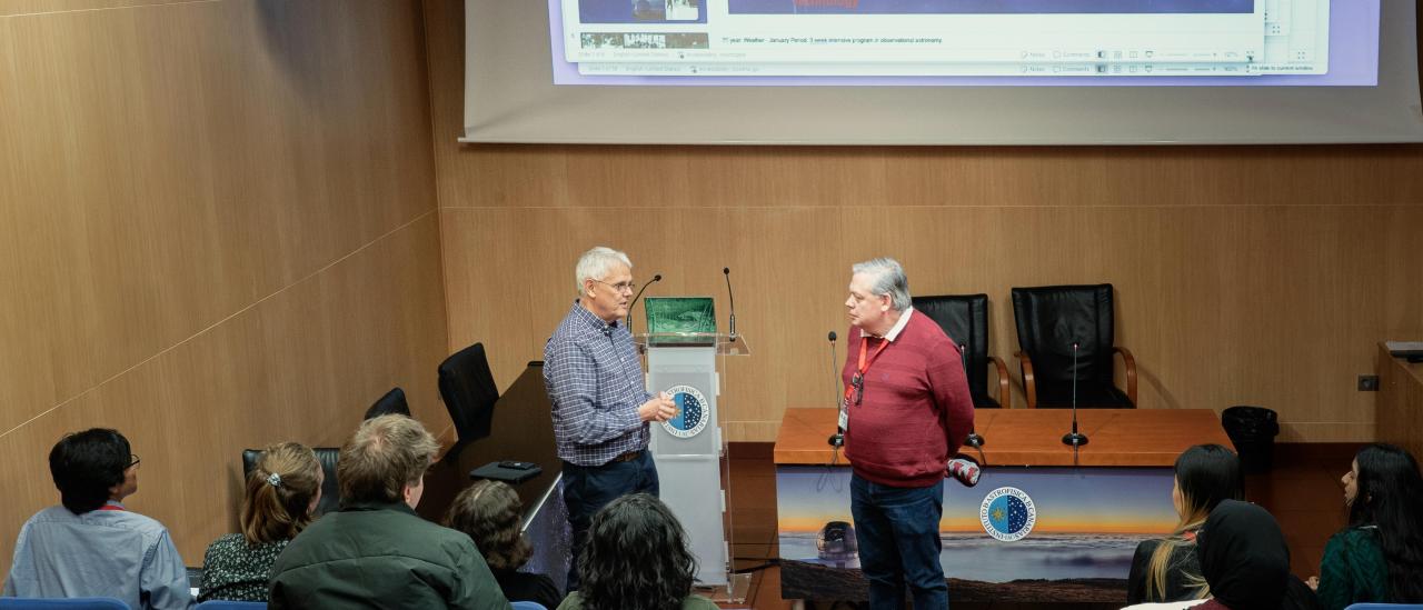 MIT Astronomy Field Camp students share their scientific results at the IAC/ Inés Bonet (IAC)