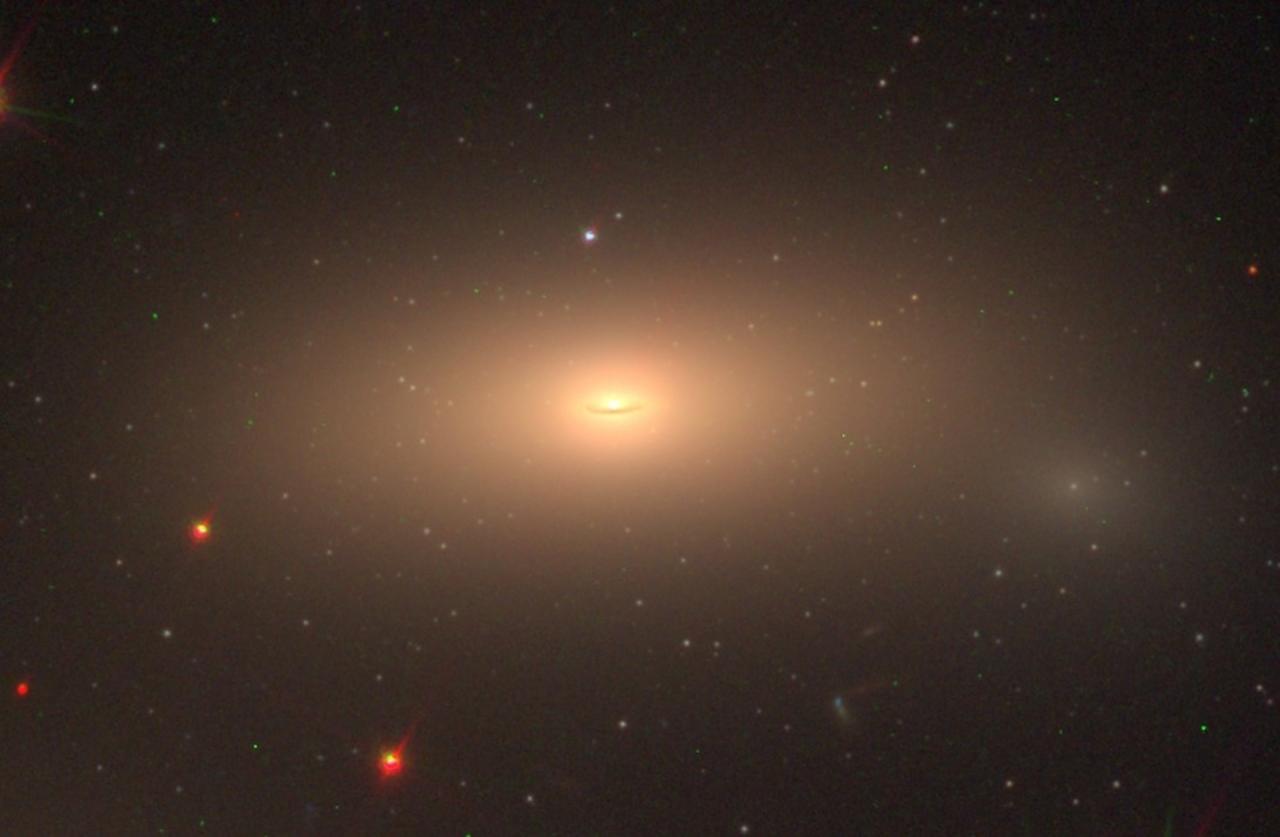 Galaxia masiva reliquia NGC1277