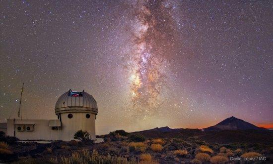Night image of the Hertzsprung SONG Telescope located in Teide Observatory and the Milky Way in the background. This first telescope of the SONG network is a collaboration between the Aarhus University (Denmark), which leads the project, the University of