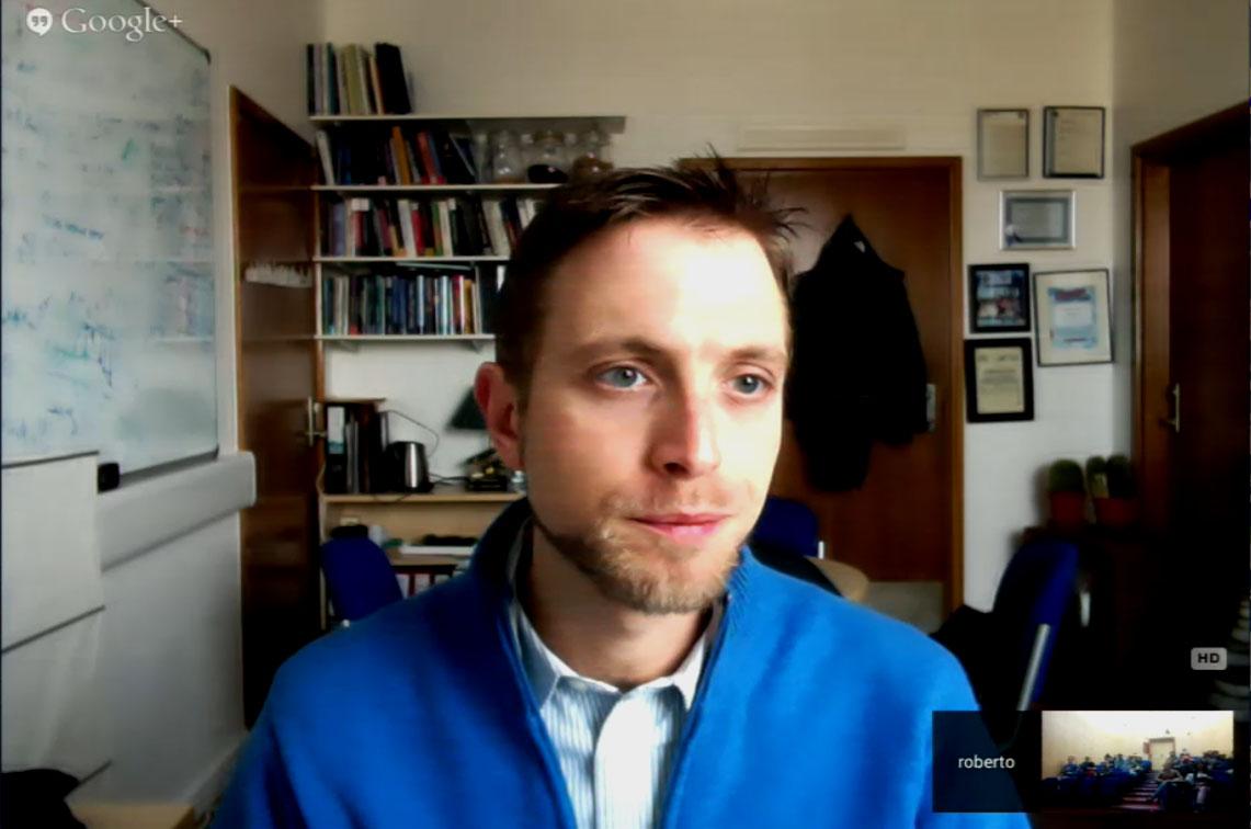 Roberto Trotta, Researcher at Imperial College, London, and one of the lecturers at the Winter School of the Astrophysics Institute of the Canaries (IAC) about Bayesian methods. Image taken during his lecture via videoconference.