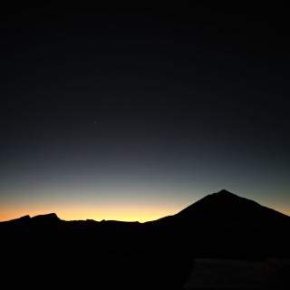 Puesta de Sol desde el Observatorio del Teide. Crédito: Irene Mollá Segura/IAC