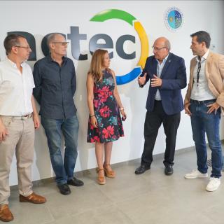 Representantes del IAC y el Cabildo de Tenerife en IACTEC Representantes del IAC y el Cabildo de Tenerife en IACTEC