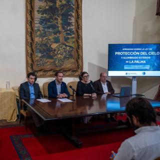 Jornada sobre la Ley de Protección de la calidad astronómica en las instalaciones de alumbrado exterior en La Palma Jornada sobre la Ley de Protección de la calidad astronómica en las instalaciones de alumbrado exterior en La Palma