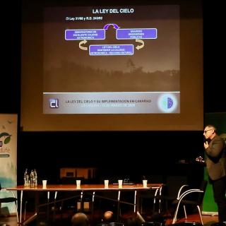 Federico de La Paz (OTPC) durante la jornada 'Contaminación lumínica y biodiversidad’ 